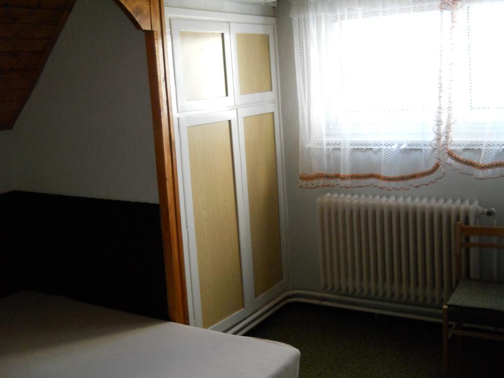 Pal Haz Appartement Abádszalók Kamer foto